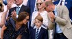 Dojemný dárek od prince George. Rodičům namaloval vánoční přání