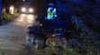 Čtyřkolku vytáhli z Vltavy hasiči