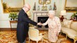 Královna Alžděta a George Brandis - 2