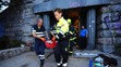 Vyprošťování dívky z šachty pod letenským kyvadlem - 9