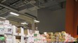 Uzavřený úsek v obchodě Kaufland, Praha (8)