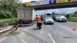 Nehoda kamionu a osobního auta v Cínovecké ulici - 2
