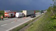 Tragická nehoda dodávky s nákladním autem na D5