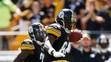 Antonio Brown se kopem zbavil obránce - 2