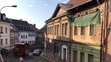 Opravovaná zeď domu v České Lípě se zřítila do ulice - 5