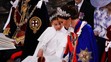 Kate a Charlotte na korunovaci krále Karla III.