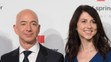 Jeff Bezos s manželkou MacKenzie