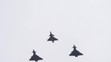 Nad Prahou proletěly gripeny (7)