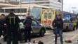Policie zasahuje v ulici Dukelských hrdinů v Praze - 4