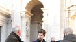 Peter Sagan daroval papežovi Františkovi podepsaný dres a závodní kolo