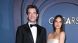 Olivia Munnová a John Mulaney, 9. 1. 2024 Governors Awards