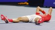 Dojatý Jakub Menšík po bitvě s Novakem Djokovičem