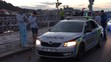 Auto za nimi nedobrzdilo, stejně jako policisté, kteří zastavovali jako třetí