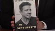 Jeremy Renner představuje svou knihu, 20. 4. 2025