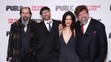 Zleva Steve Earle, Erik Jensen s manželkou a Oskar Eustis, 3. 4. 2020