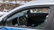 Muž zaútočil na policistu lahví alkoholu