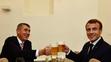 Babiš s Macronem na pivu v centru Prahy