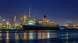 Plovoucí hotel Queen Elizabeth II v dubajském přístavu - 7