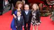 Warwick Davis s rodinou, 30. 11. 2014