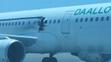 Letadlo somálských aerolinií Daallo, přistálo pět minut po vzlétnutí z letiště s dírou v boku - 2