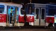 Tramvaje v sobě zůstaly zaklíněné, zranění utrpěl jen řidič ve zničené kabině