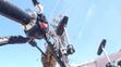 Včely obsadily v Kroměříži motocykl