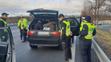 Řidič ujížděl s autem plným imigrantů - 2