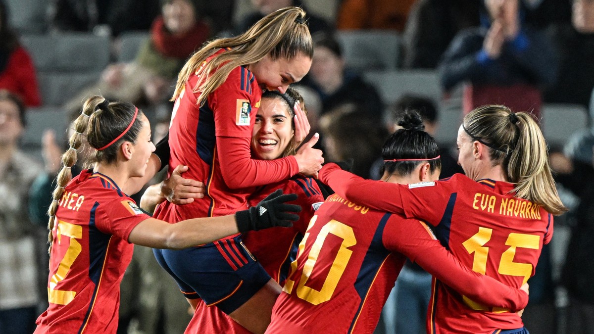 Le football féminin reconnaîtra une nouvelle championne du monde.  À regarder sur Nova Sport