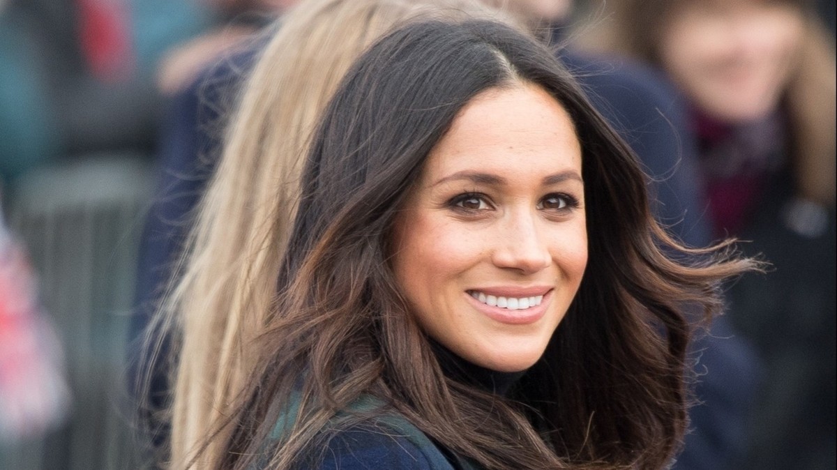 “Mystery man at King Charles III’s coronation dispels Meghan Markle disguise rumors”