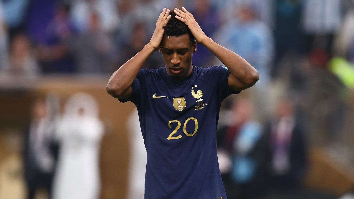 Les footballeurs français sont insultés racialement.  Le Bayern a exprimé son soutien à son joueur