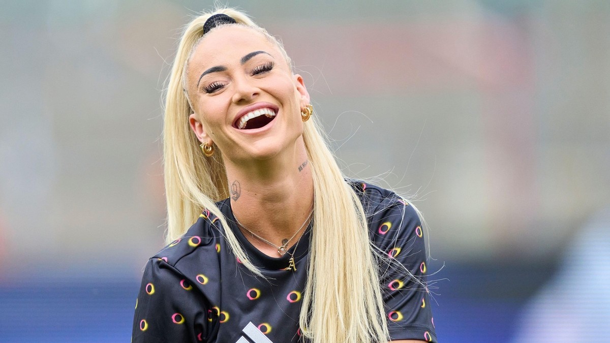Je to pokrok, ne problém, říká sexy fotbalistka o vztazích s muži i ženami