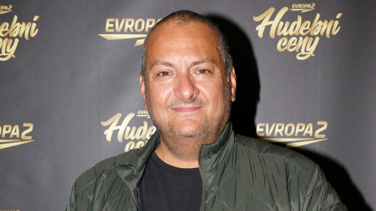 Manželka Patrika Hezuckého hledá bezbariérový dům u Prahy. Potřebují pomoc na měsíc