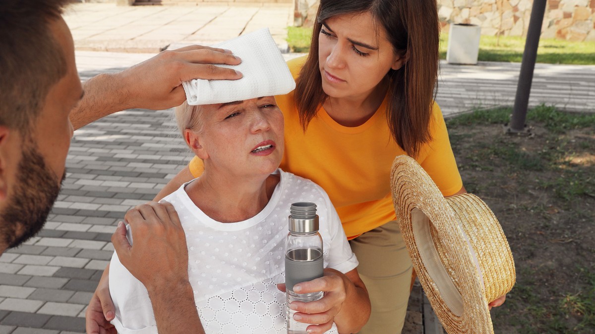 Vedro není jen o úpalu. Většina nemocí přichází až za pár dnů, říká lékařka