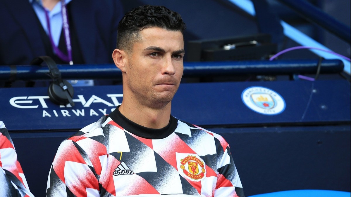 Manchester a puni Ronaldo pour s’être enfui.  La star a été retirée de l’équipe