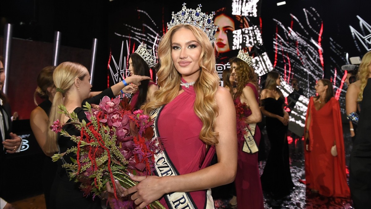 La nouvelle Miss République tchèque 2024 est Adéla Štroffeková, étudiante en travail social