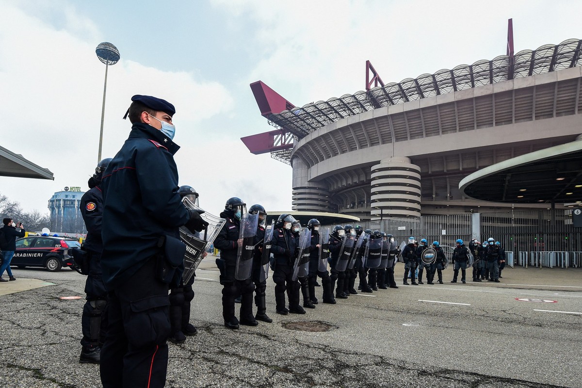 Serie A: La polizia indaga sui trasferimenti sospetti, in questo caso sono 11 i club