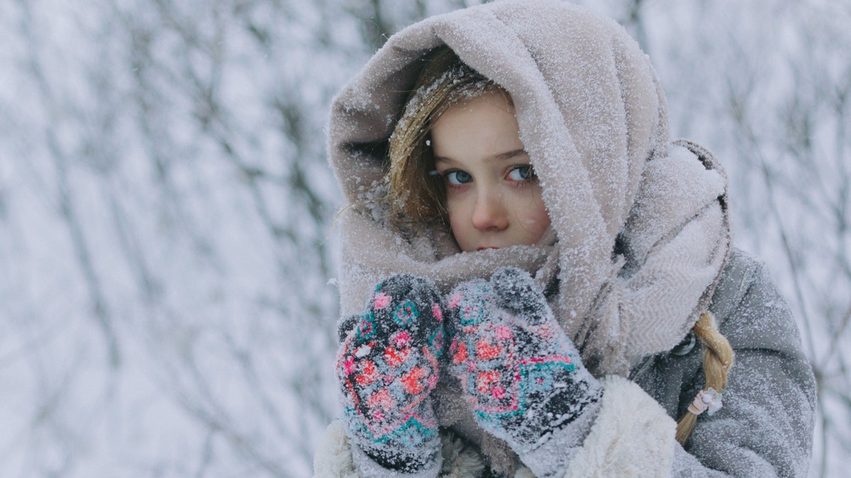 Blíží se bestie z východu. Meteorologové varují před roztržením polárního víru