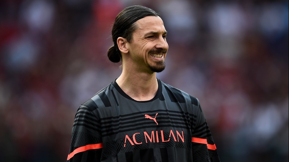 Almeno un altro anno.  Ibrahimovic decide di continuare in Italia