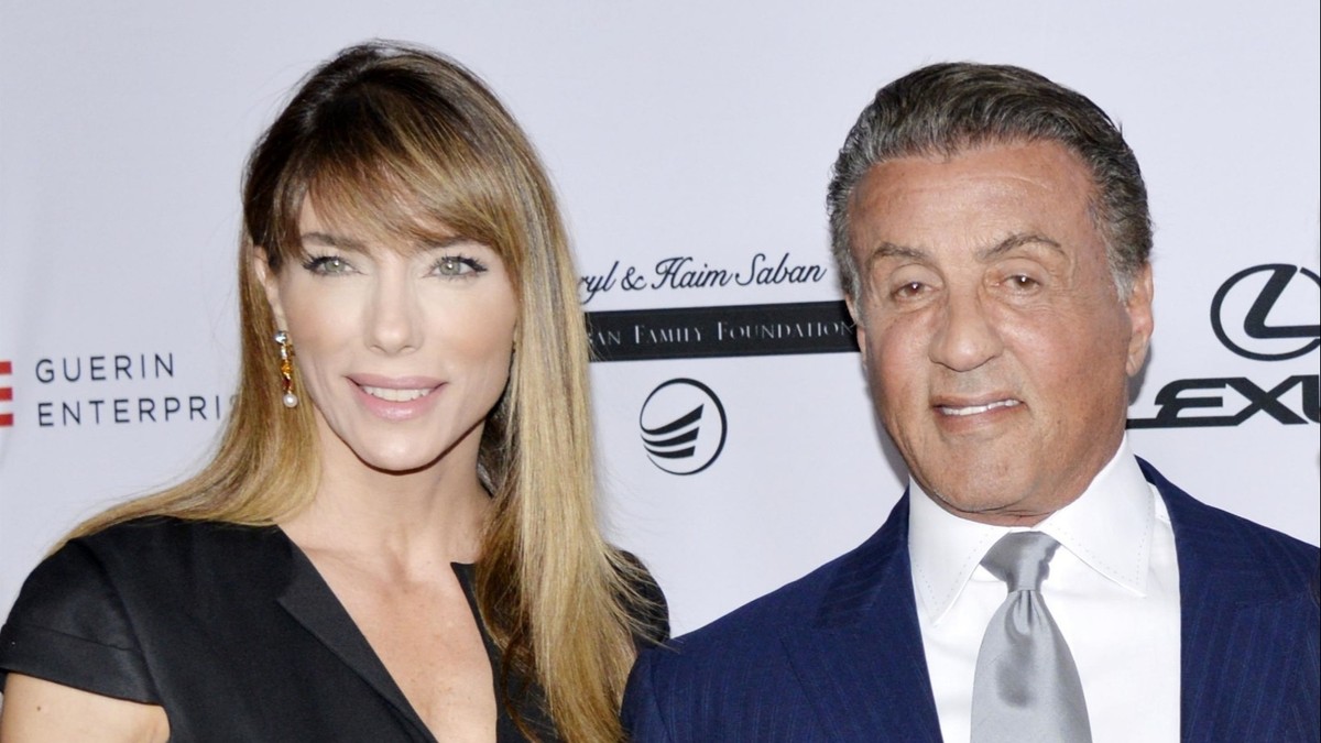 A canine as an alternative of a wife’s head.  Sylvester Stallone divorces after 25 yrs