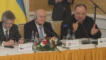 V Praze jednali šéfové parlamentů zemí V4 a Ukrajiny. Válka ovlivní další generace, řekl Štefančuk