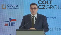 Nesmíme předpokládat, že totalitarismus je navždy mrtvý, citoval Lipavský Albrightovou