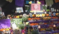 Praha slaví mexický Den mrtvých. S realizací pomohla i ambasáda