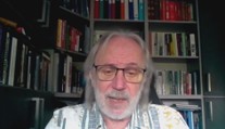 Izrael útočil na syrské základny. Usiluje o zničení jejich zbraní, říká expert