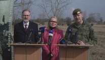 Fiala: Tři procenta HDP na obranu do pěti let je realistické. Ambice možná ještě zvedneme