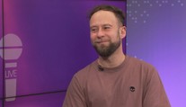 Frontman Support Lesbiens: Naživo hrajeme drsněji. Fanynkám a fanouškům se to líbí