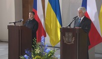 Příměří je velmi daleko. Pokud Rusko uspěje, zhorší se bezpečnost v celé Evropě, říká politolog