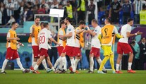 Messi nedal penaltu, ale Argentina přesto zakončila základní skupinu výhrou