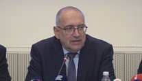 Méně témat ale více do hloubky. Ministr Bek nastínil návrh změn v základním vzdělávání
