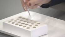 Epidemiolog se vyjadřuje ke konci respirátorů v MHD