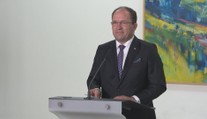 Výborný: Nepřicházím dělat revoluci. Stávám se ministrem zemědělců, ale i spotřebitelů
